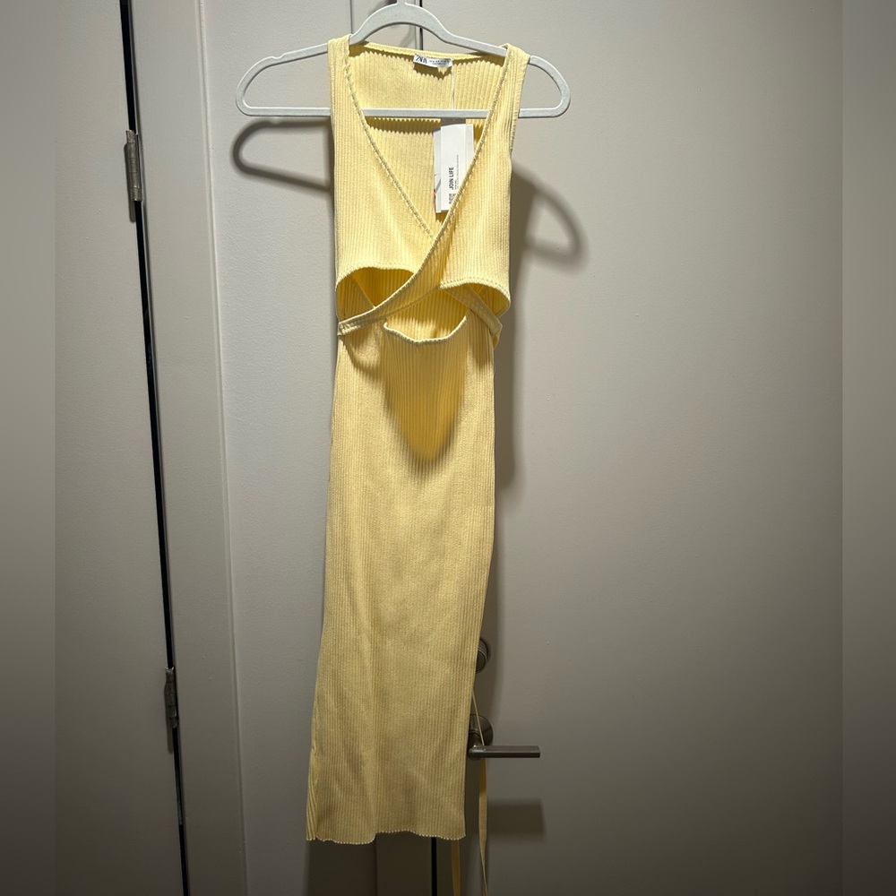 NWT Zara Pastel Yellow Dress